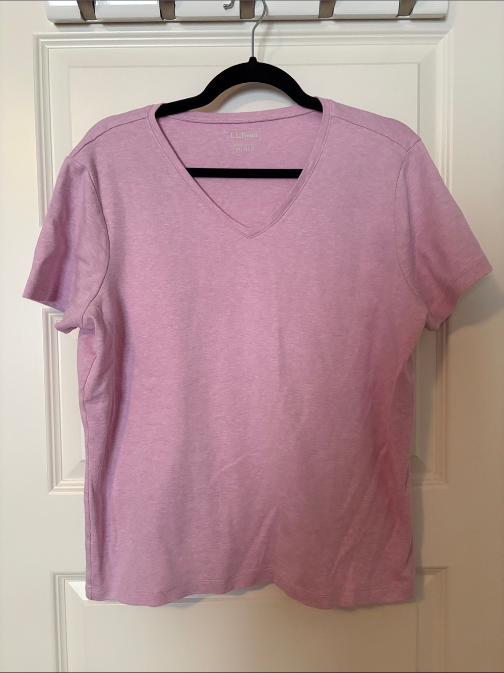 L.L. Bean Women's V-Neck Short Sleeve Tee in Light Pink Heather